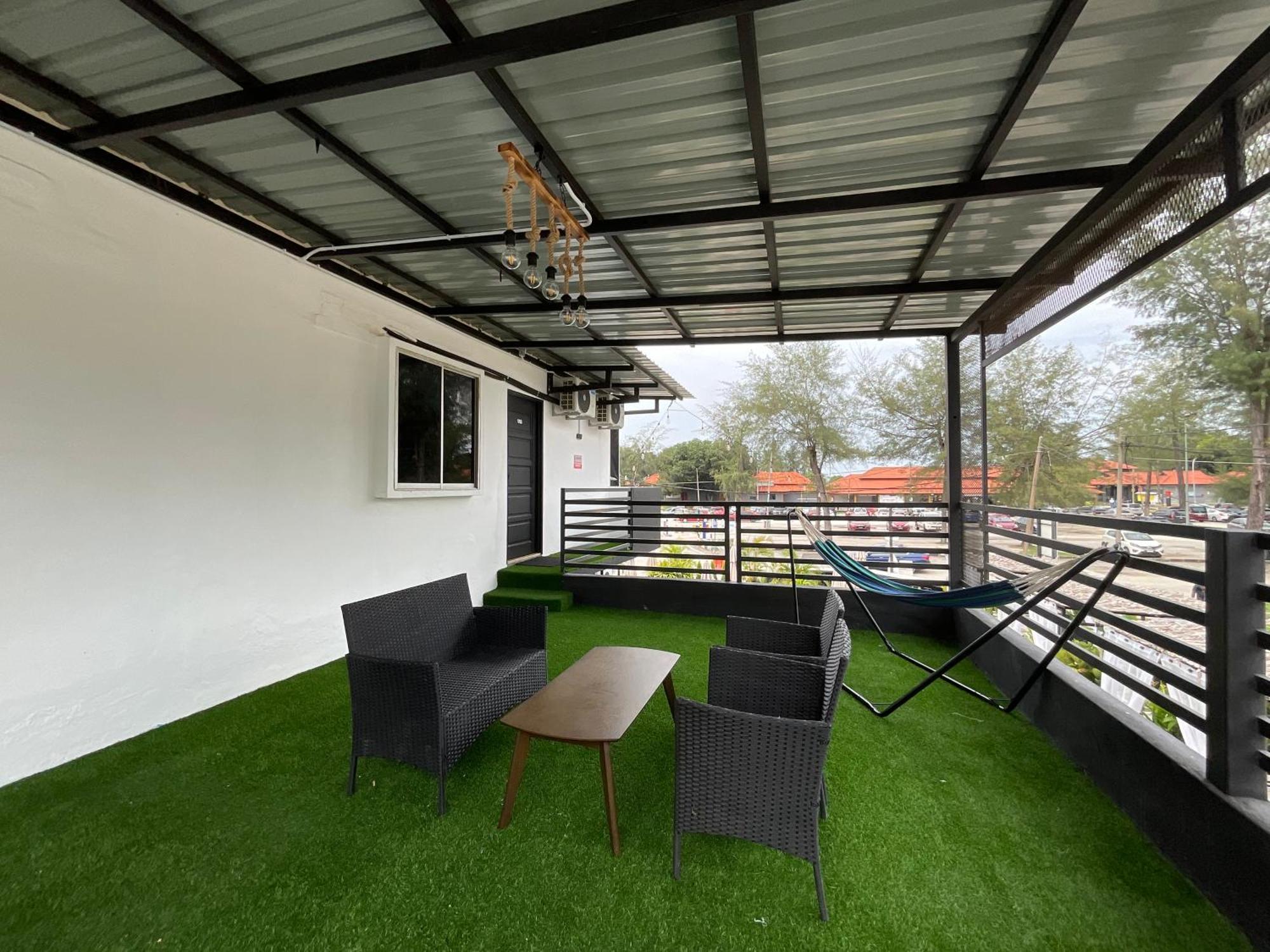 The Sky Inn Kuantan Extérieur photo