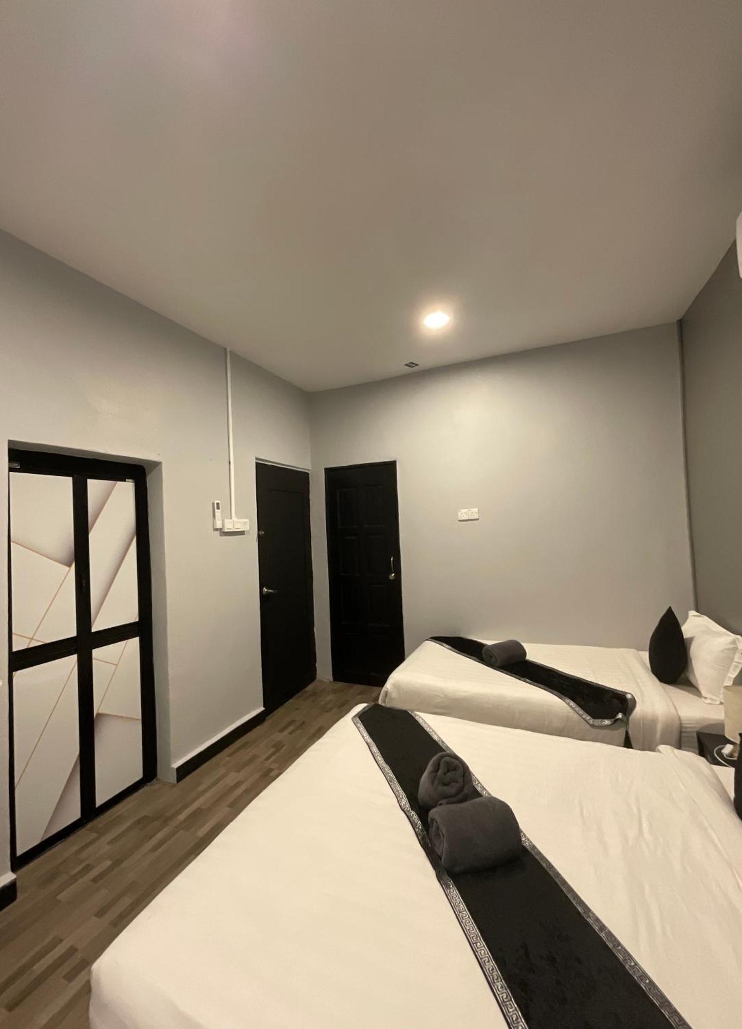 The Sky Inn Kuantan Extérieur photo